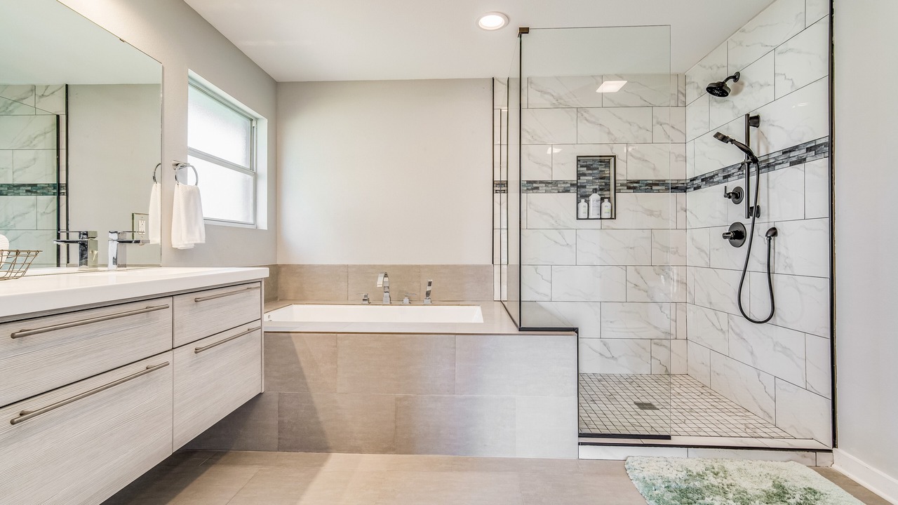 Photo of Bathroom in East Hill