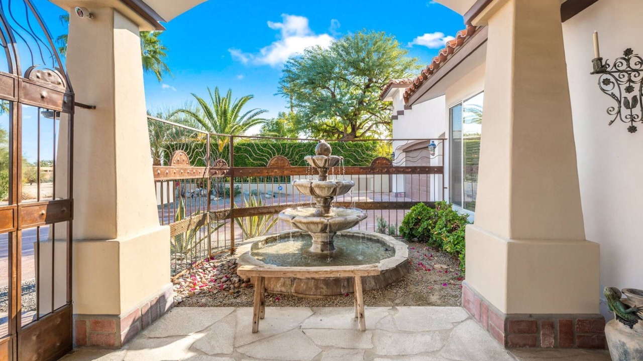 Photo of Outdoor in Magnesia Falls Cove