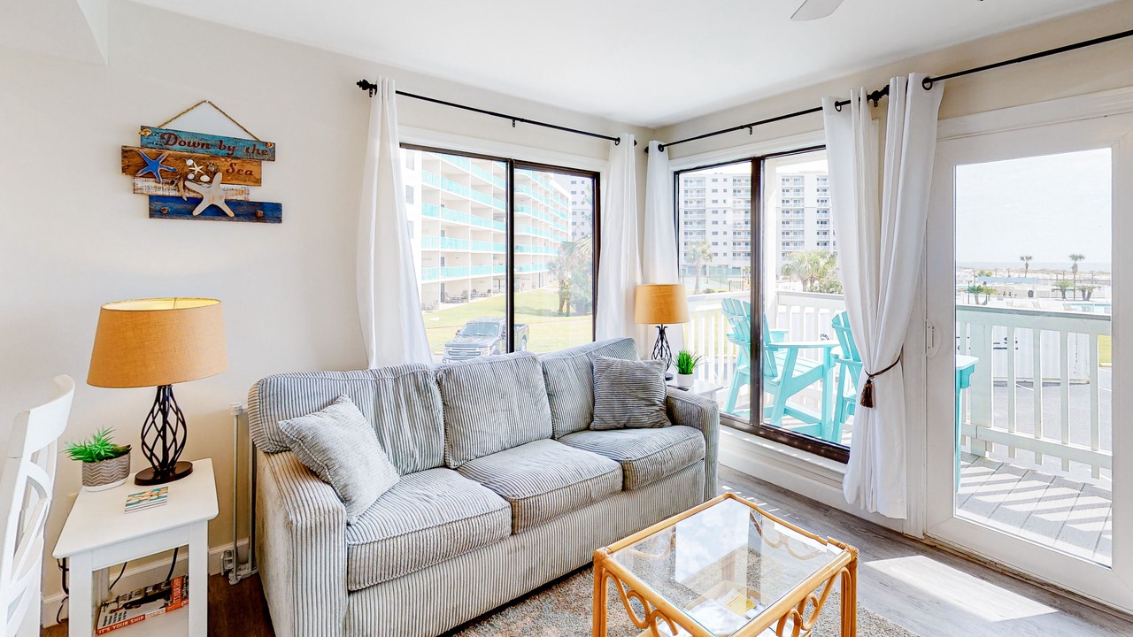 Photo of Livingroom in Fort Morgan