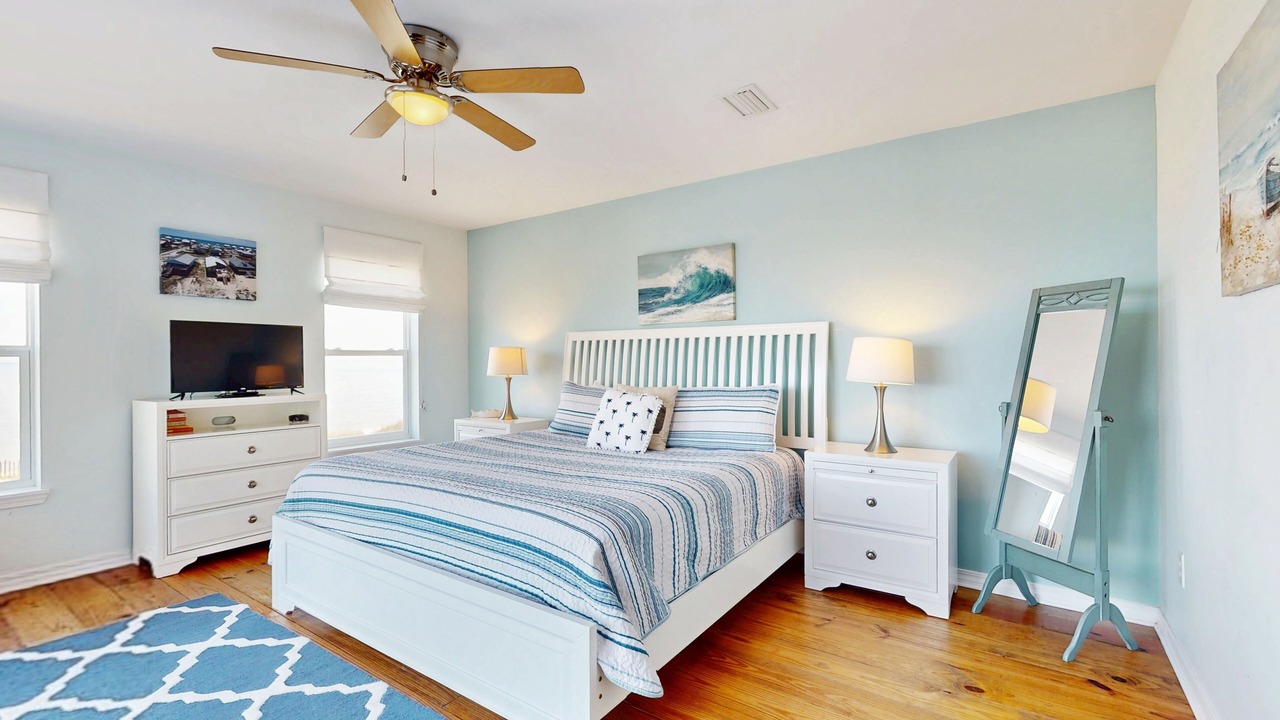 Photo of Bedroom in Silver Cay