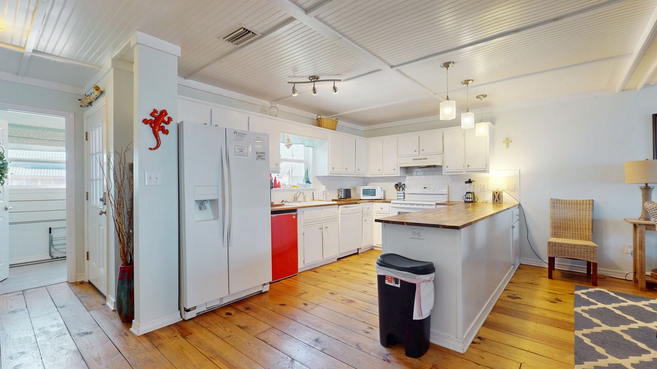 Photo of Kitchen in Silver Cay