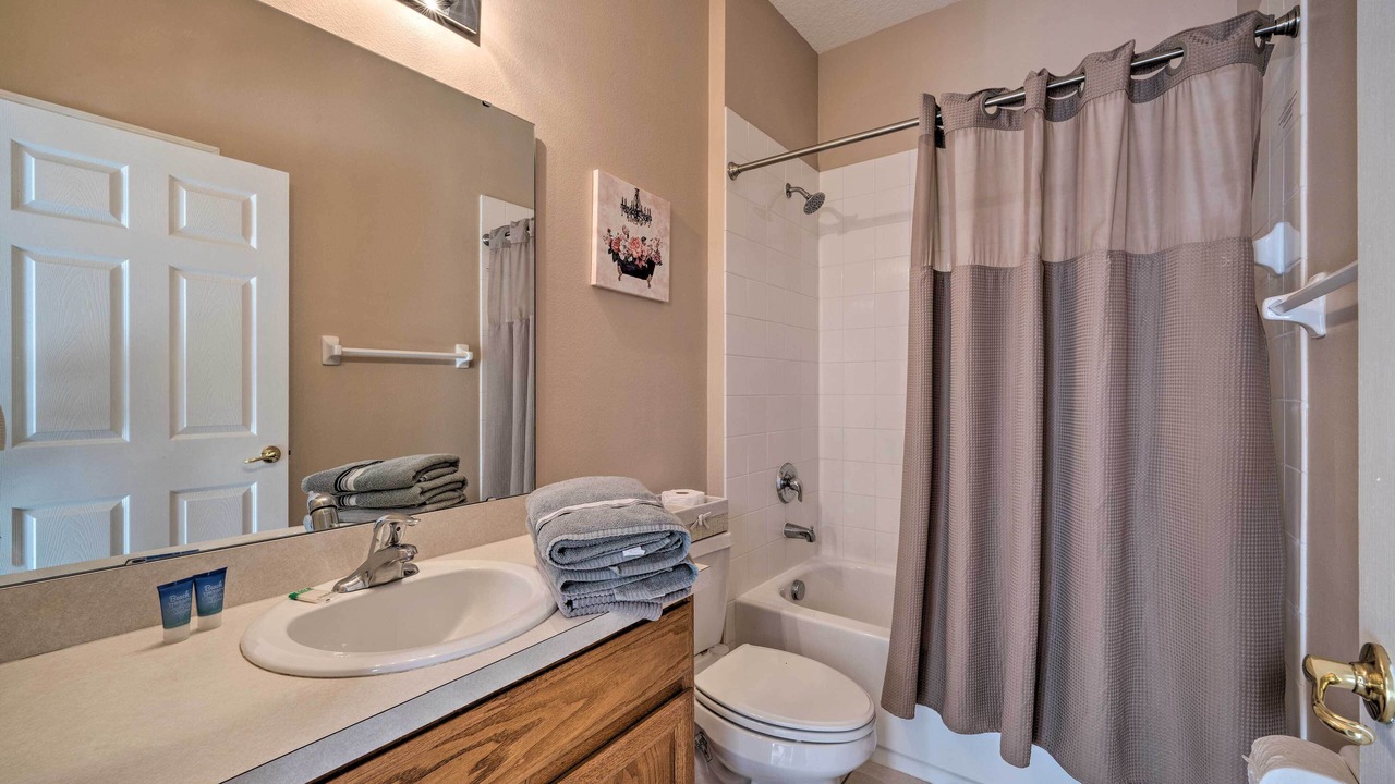 Photo of Bathroom in Highgate Park