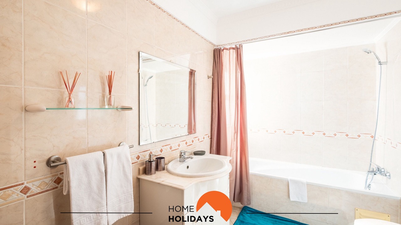 Photo of Bathroom in Salgados