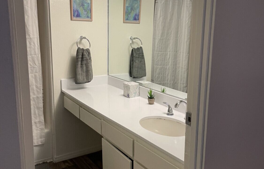 Photo of Bathroom in Historic Tennis Club