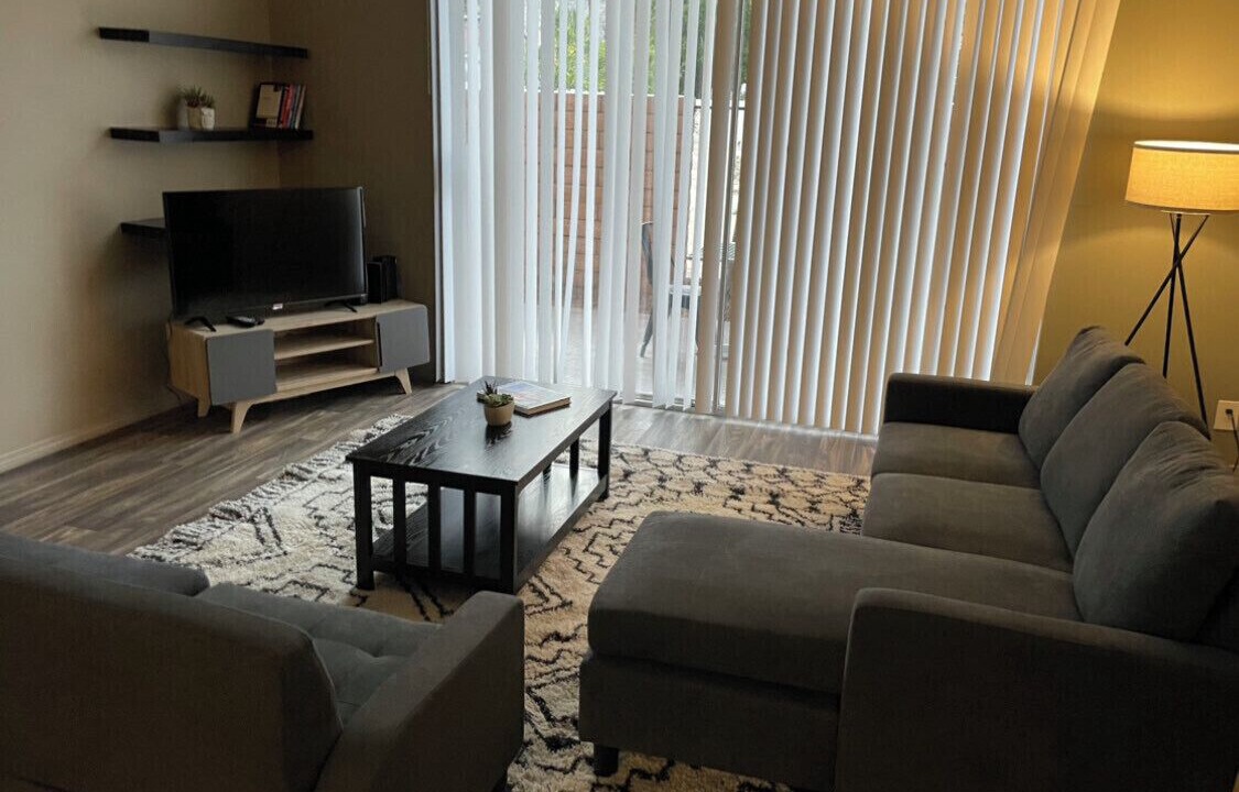 Photo of Livingroom in Historic Tennis Club