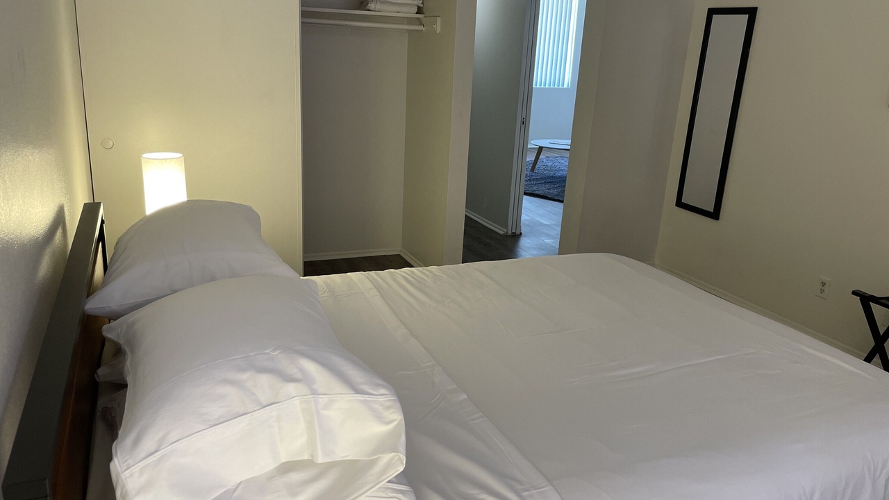 Photo of Bedroom in Historic Tennis Club