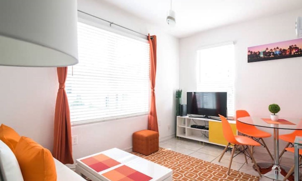 Photo of Livingroom in North Beach