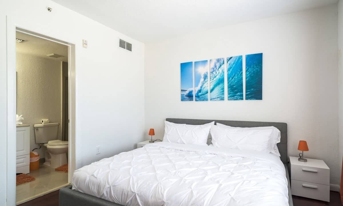 Photo of Bedroom in North Beach