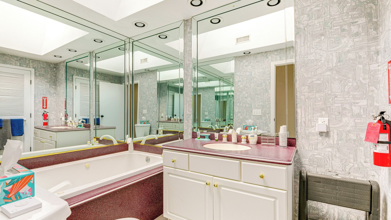 Photo of Bathroom in Clarence