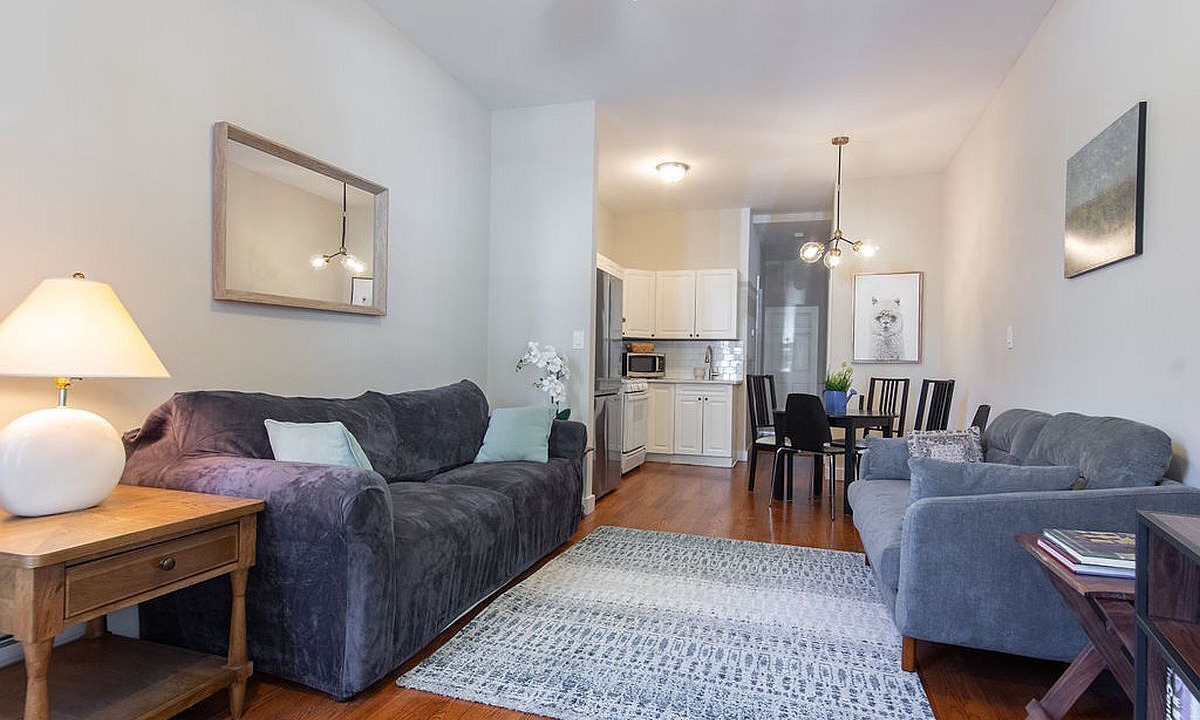 Photo of Livingroom in West New York