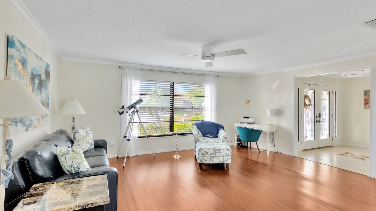 Photo of Bedroom in Apollo Beach