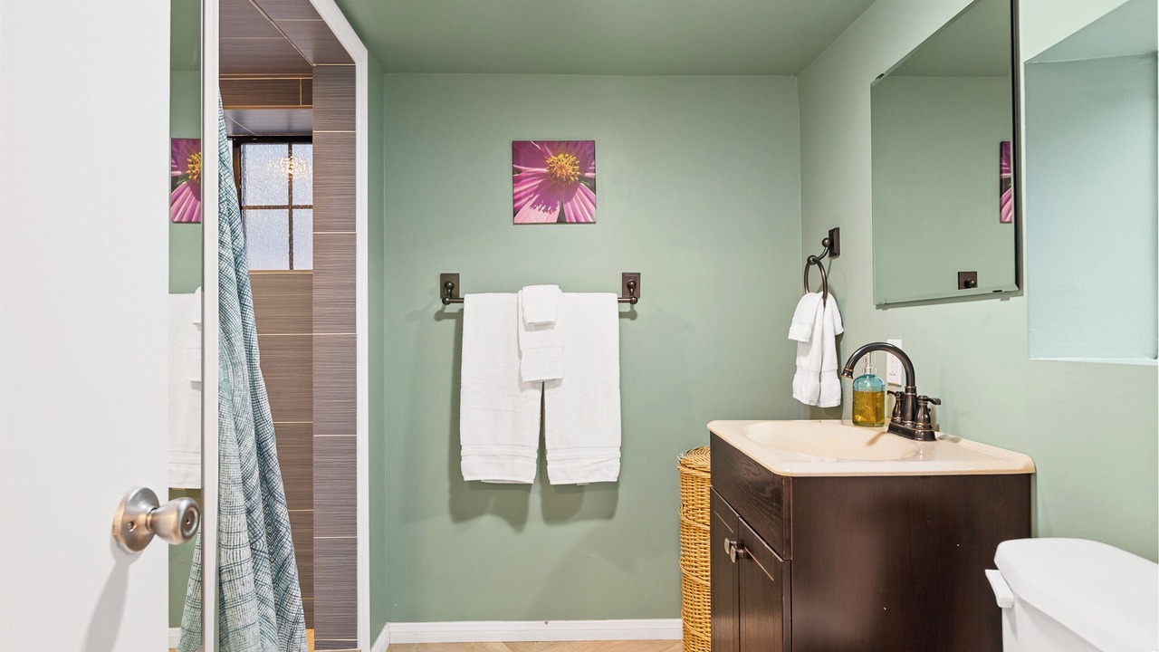 Photo of Bathroom in Green Valley Lake