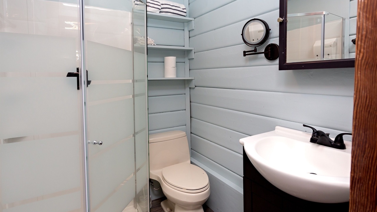 Photo of Bathroom in Geneseo