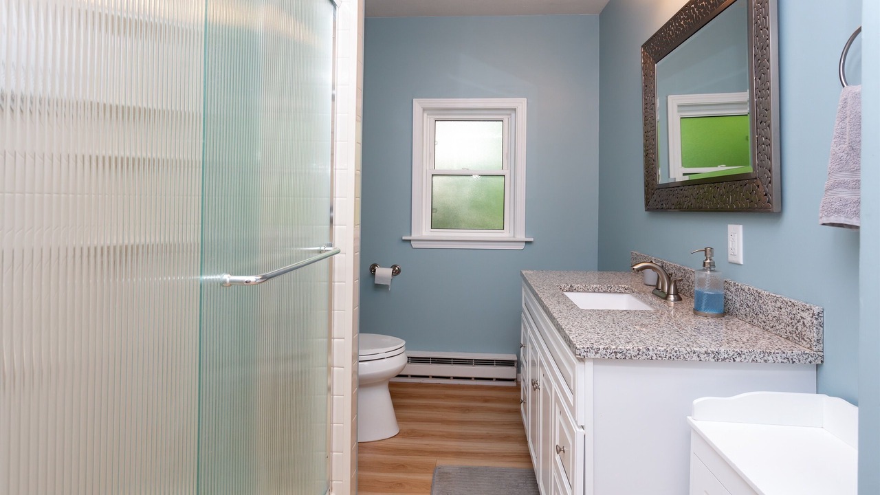 Photo of Bathroom in Geneseo