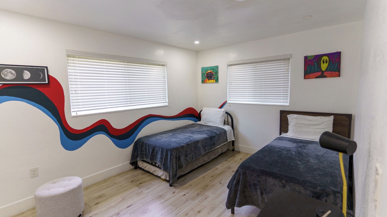 Photo of Bedroom in Golden Glades