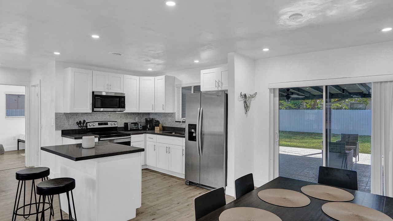 Photo of Kitchen in Golden Glades