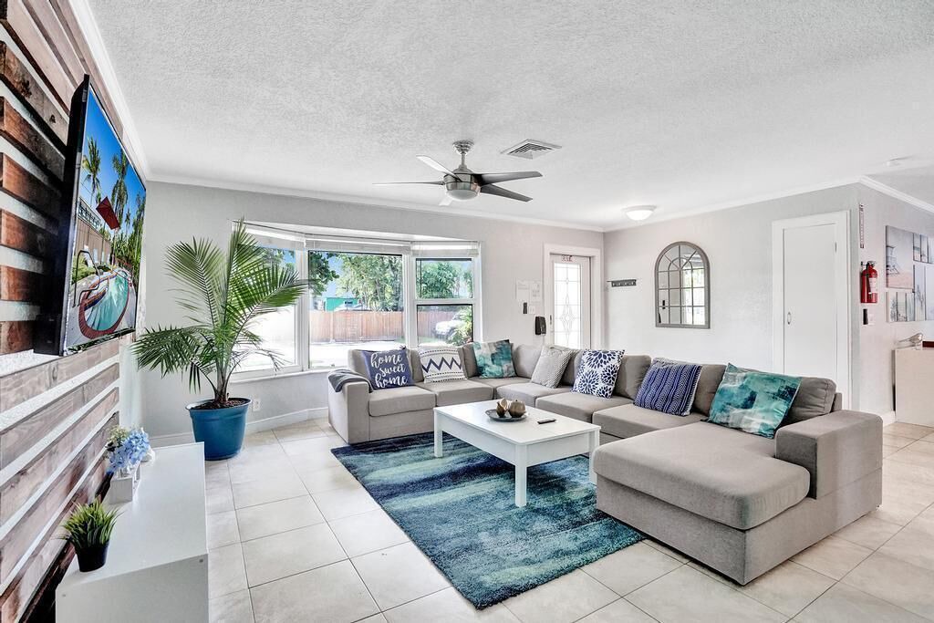 Photo of Livingroom in Royal Poinciana