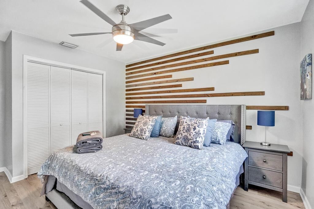 Photo of Bedroom in Royal Poinciana