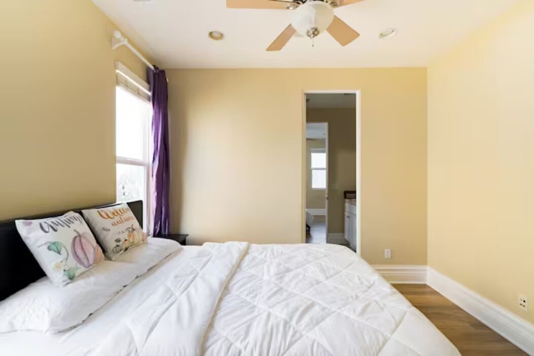 Photo of Bedroom in Santa Ana