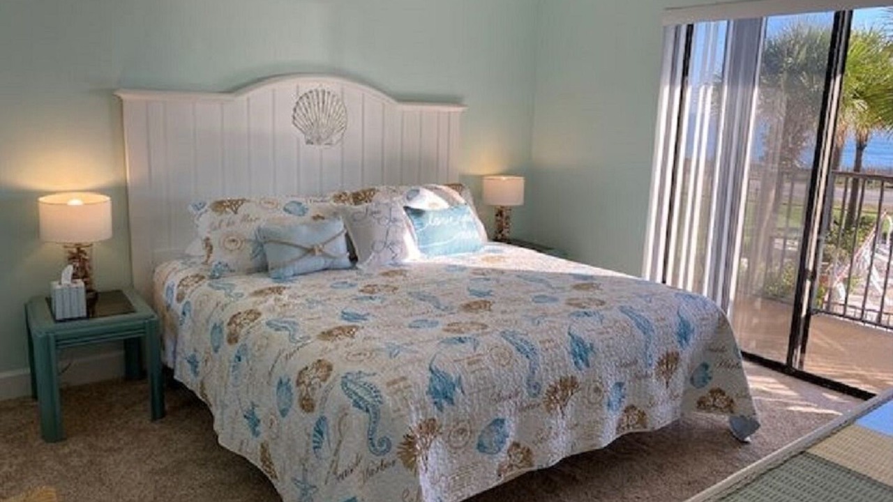 Photo of Bedroom in Ormond-by-the-Sea