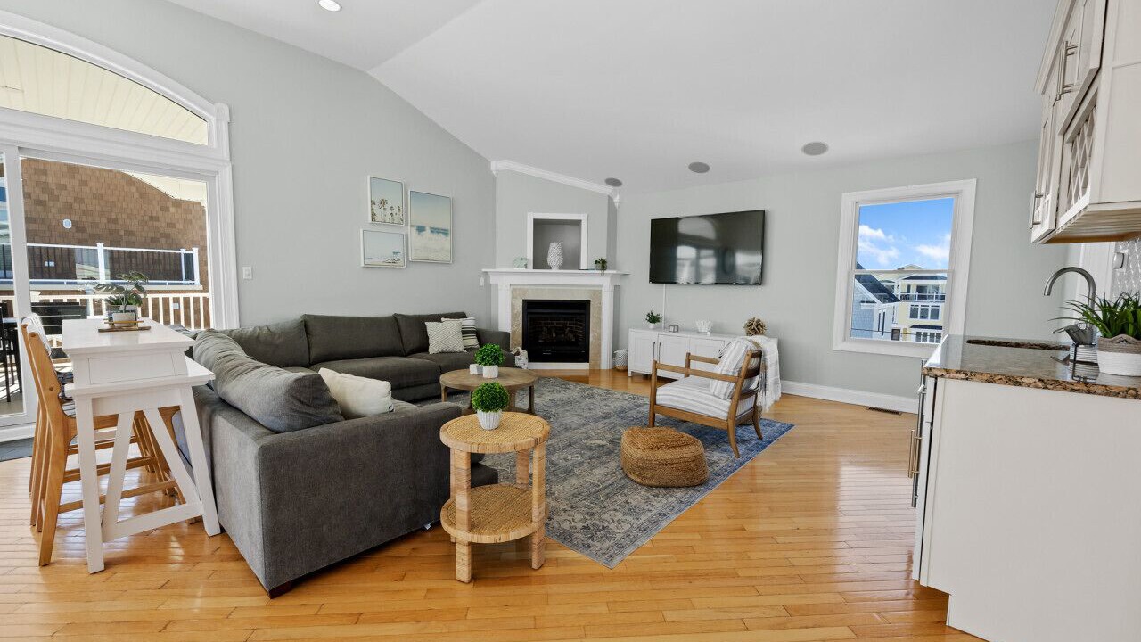 Photo of Livingroom in A-Zone