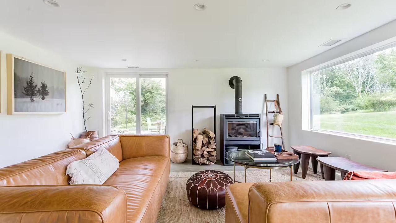 Photo of Livingroom in Lewisboro