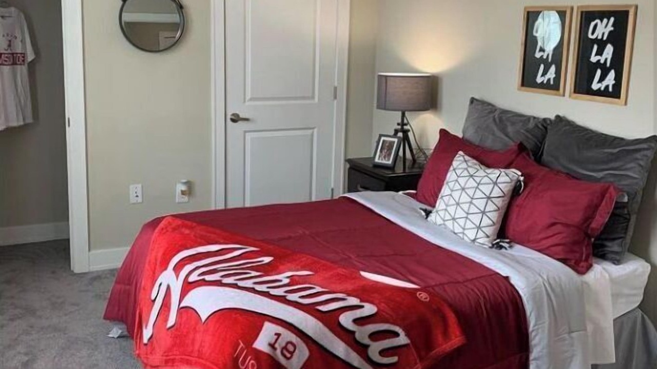 Photo of Bedroom in Tuscaloosa