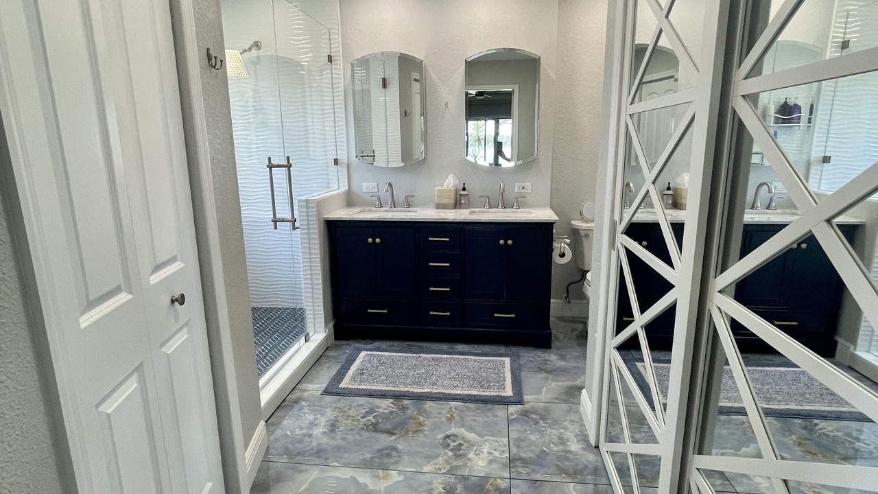 Photo of Bathroom in Wesley Chapel