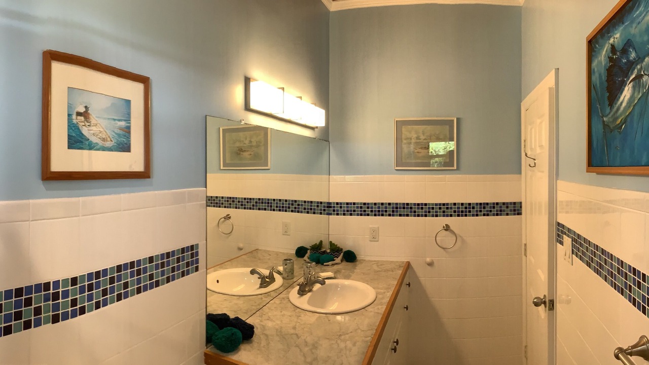 Photo of Bathroom in Clarence Town