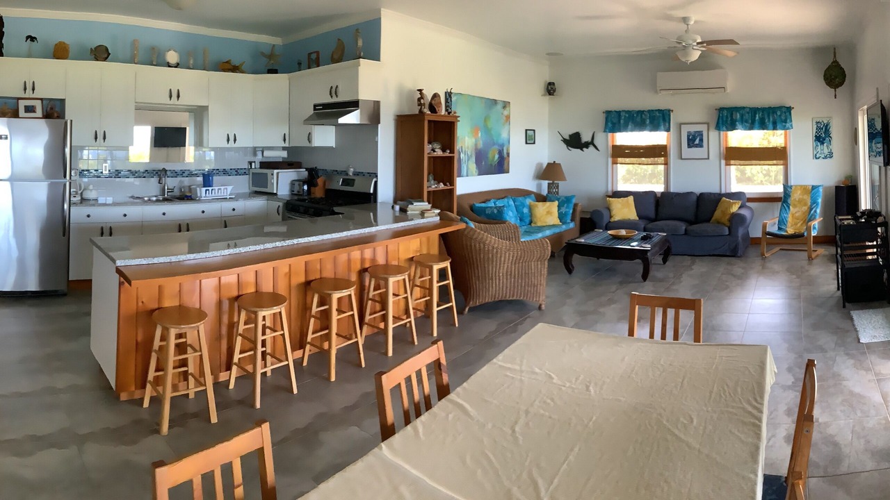 Photo of Livingroom in Clarence Town