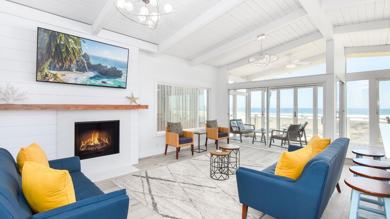 Photo of Livingroom in Santa Ana Heights