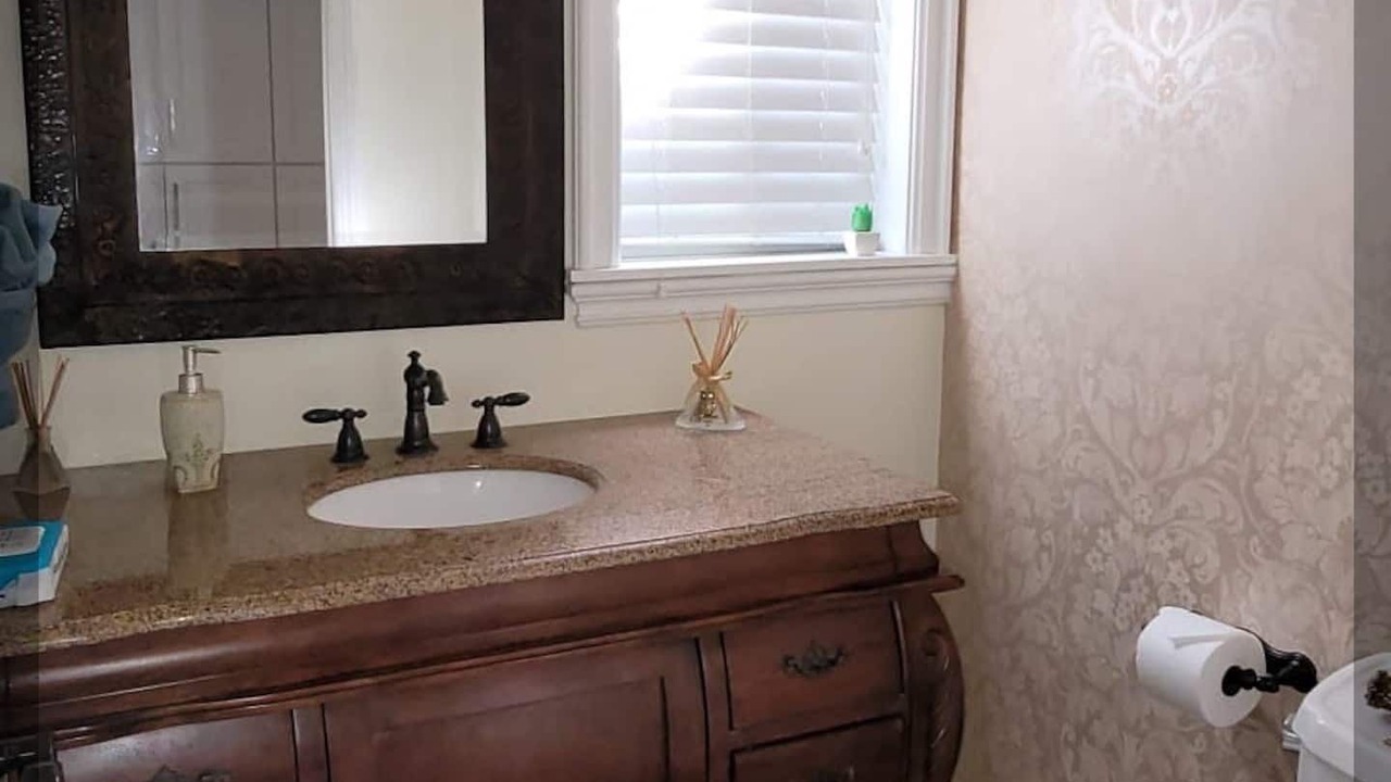 Photo of Bathroom in Agoura Hills