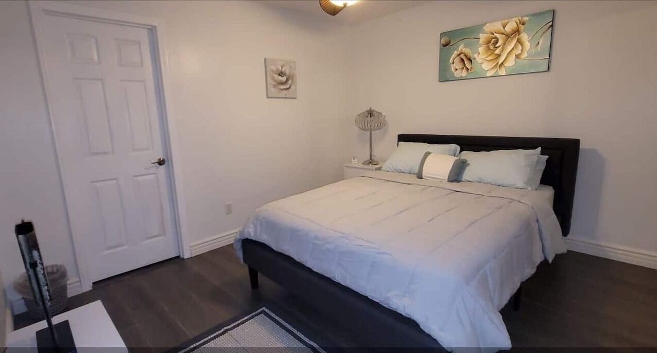 Photo of Bedroom in Agoura Hills