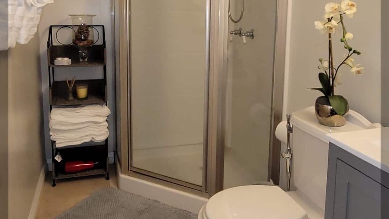 Photo of Bathroom in Agoura Hills