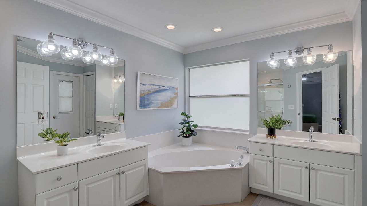 Photo of Bathroom in Naples