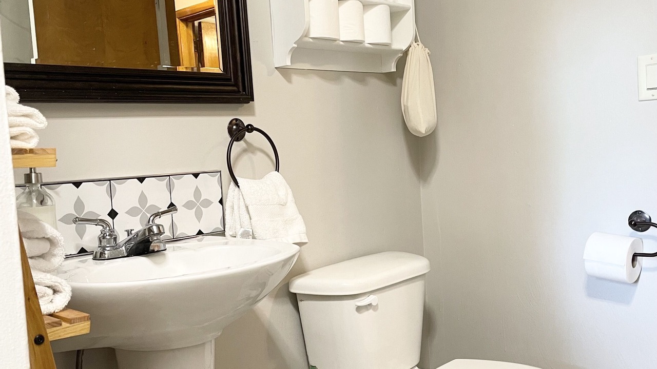 Photo of Bathroom in Girard