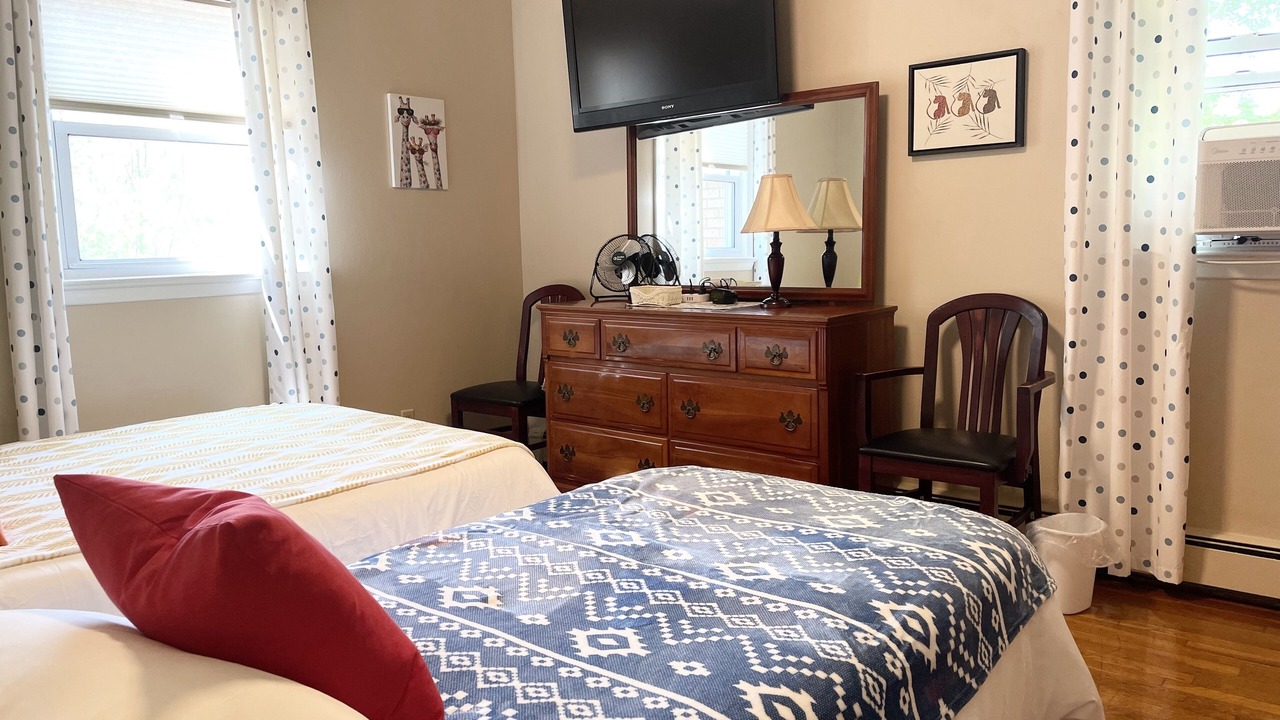 Photo of Bedroom in Girard