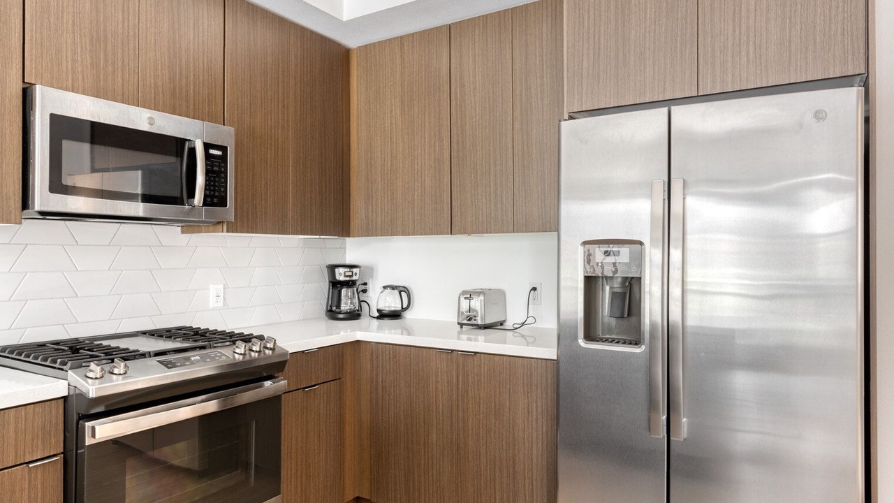Photo of Kitchen in Warner Center