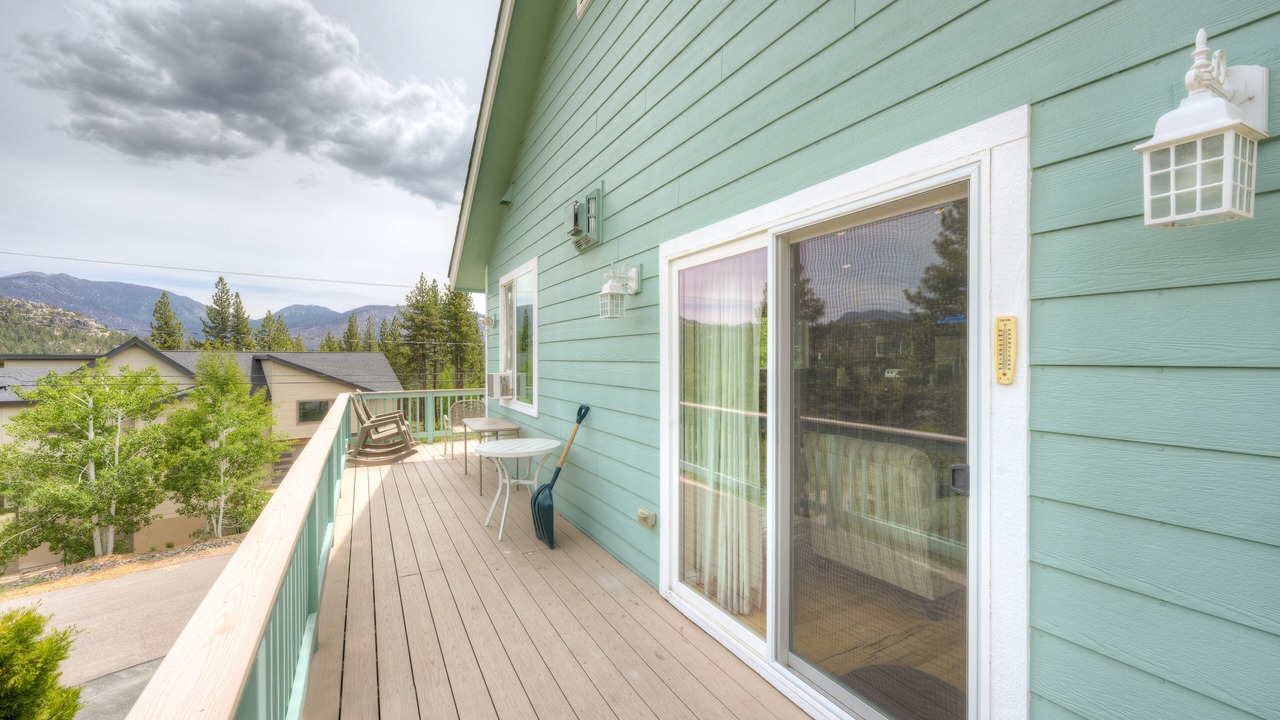 Photo of Outdoor in Mountain View Estates