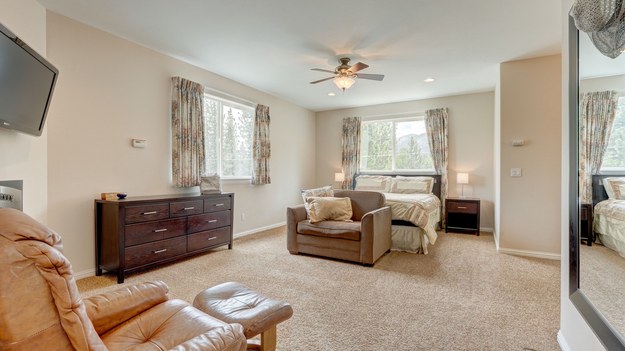 Photo of Bedroom in Mountain View Estates