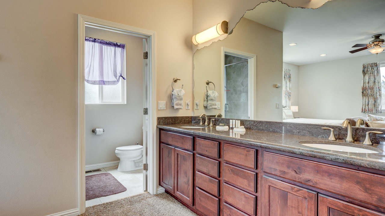 Photo of Bathroom in Mountain View Estates