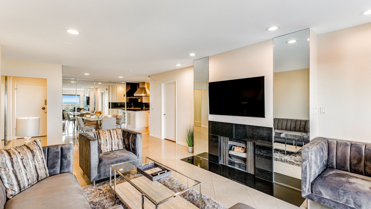 Photo of Livingroom in Santa Ana Heights