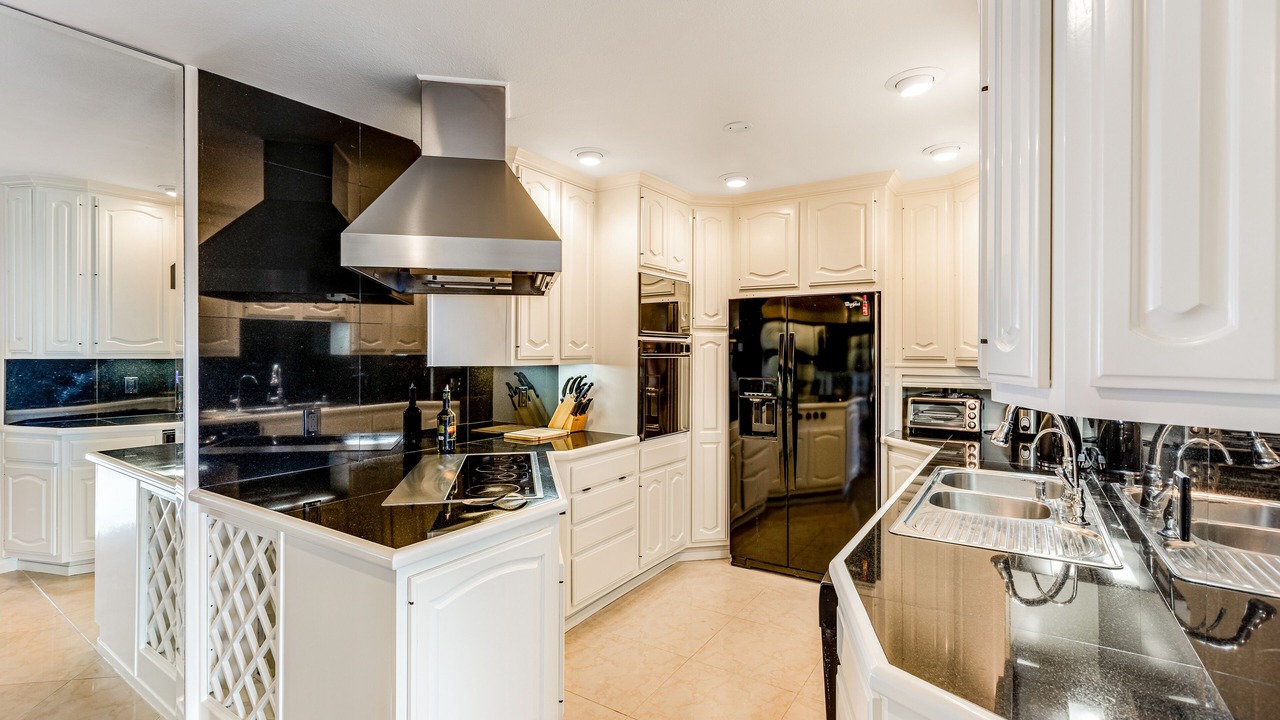 Photo of Kitchen in Santa Ana Heights
