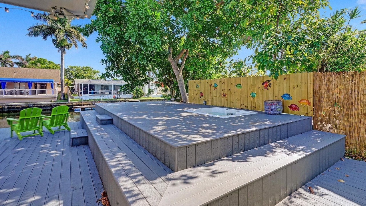 Photo of Patio Balcony in North Central Hollywood