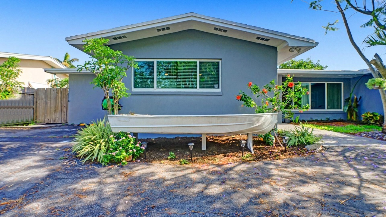 Photo of Outdoor in North Central Hollywood