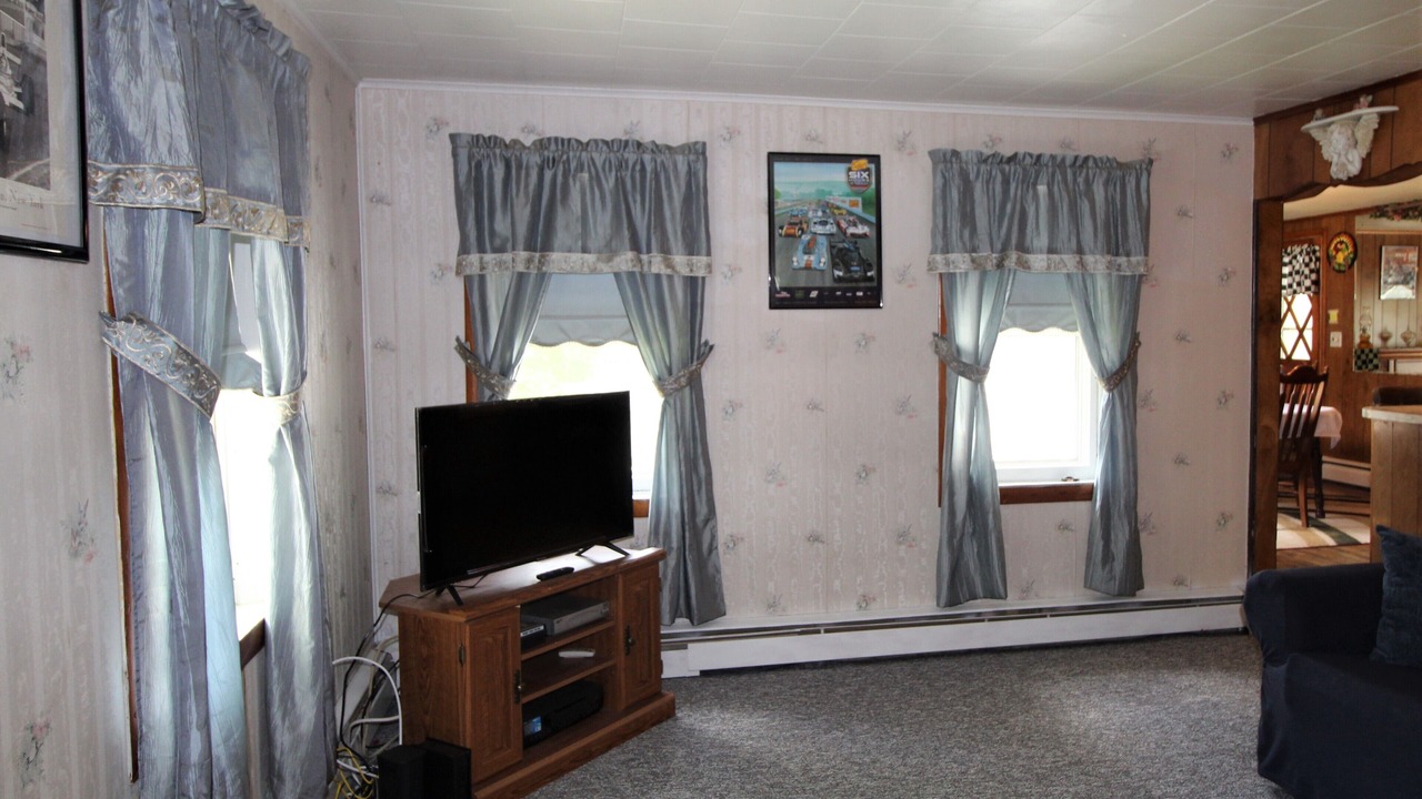 Photo of Bedroom in Montour Falls