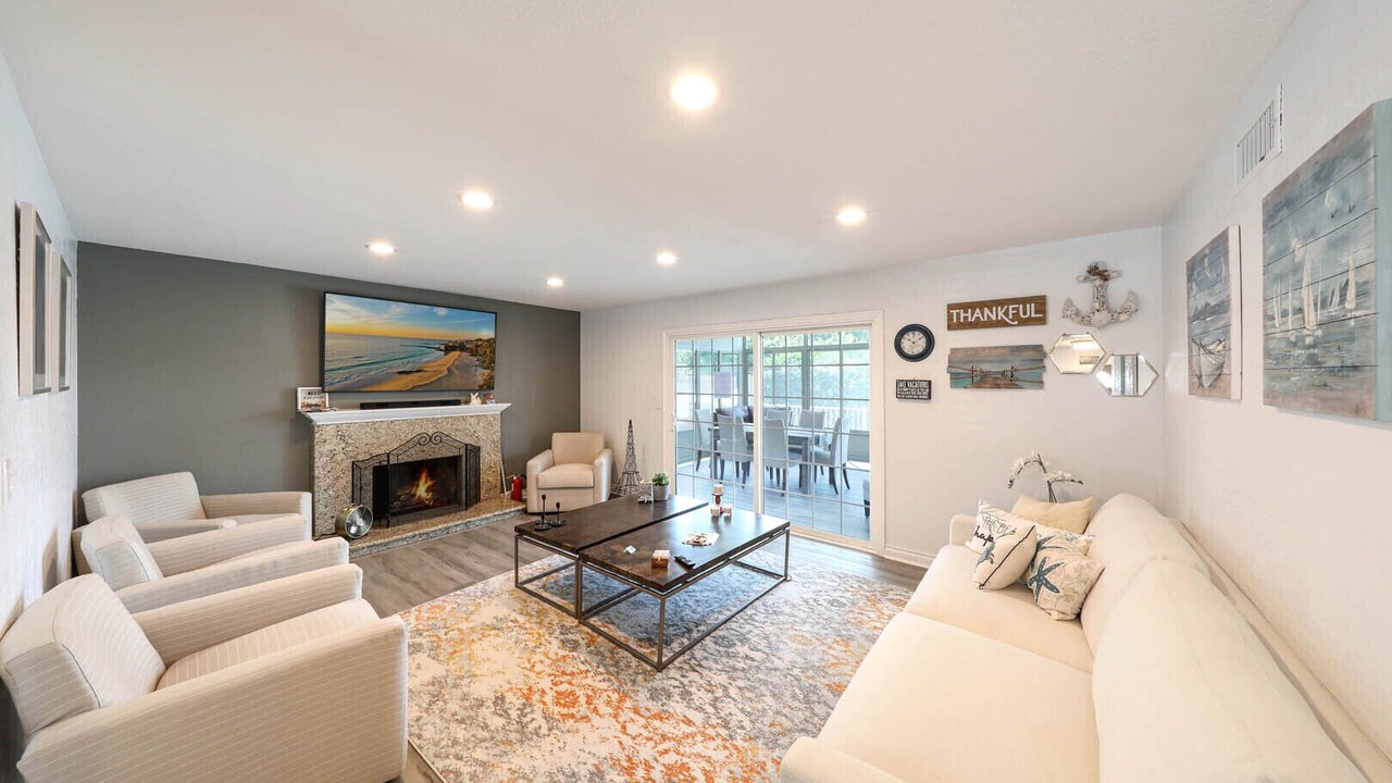 Photo of Livingroom in Huntington Beach