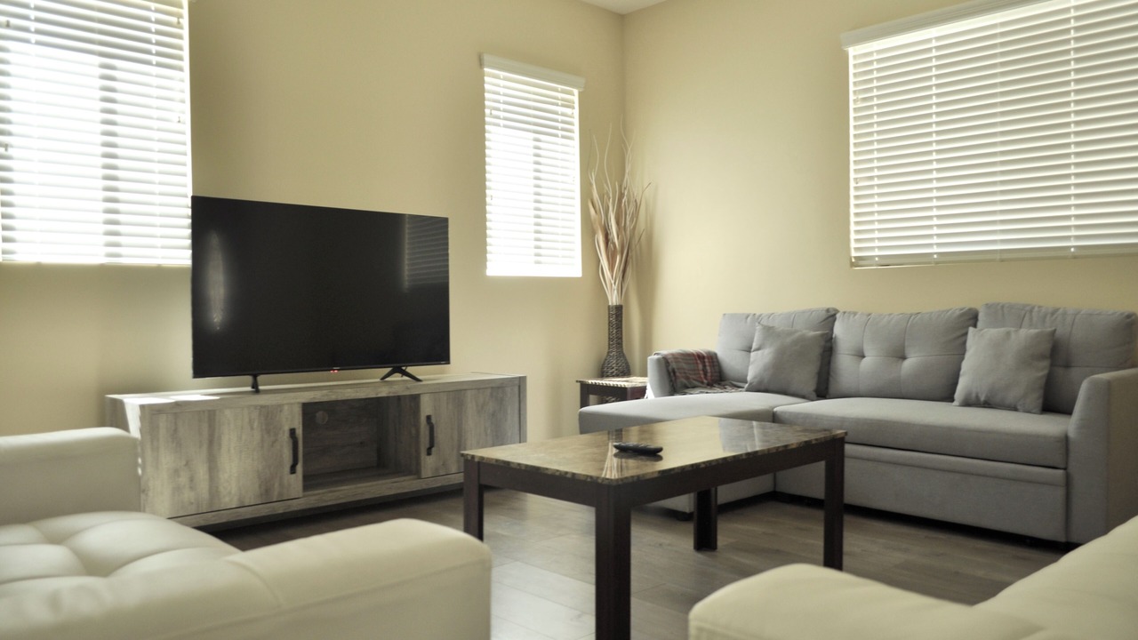 Photo of Livingroom in North Central
