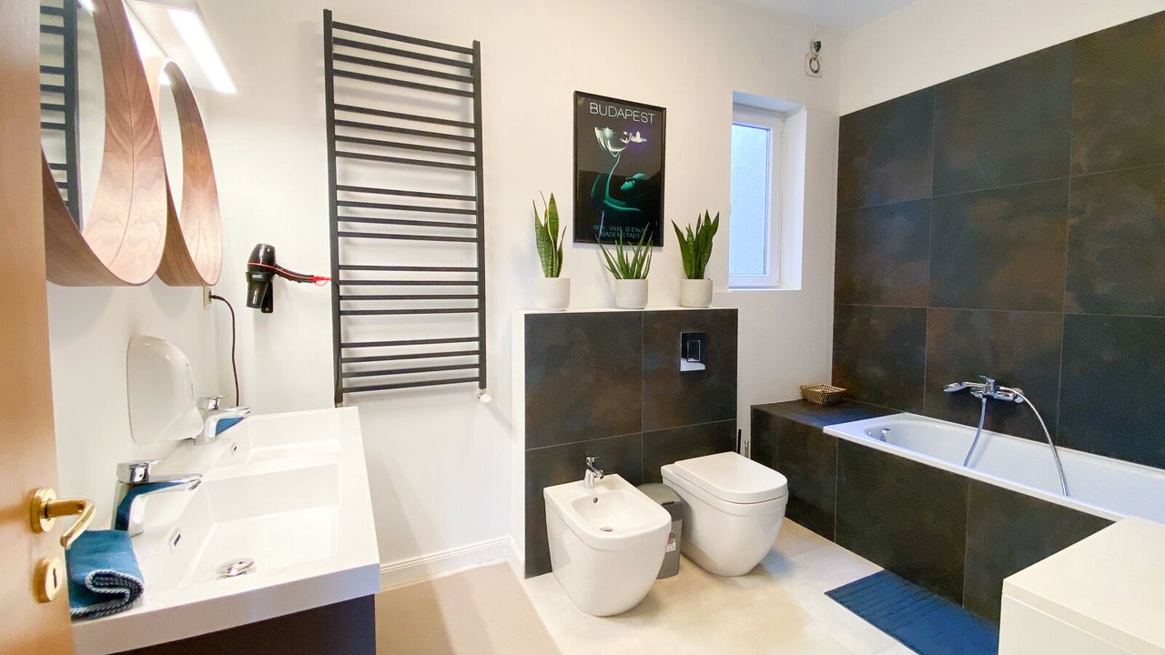 Photo of Bathroom in Terezvaros