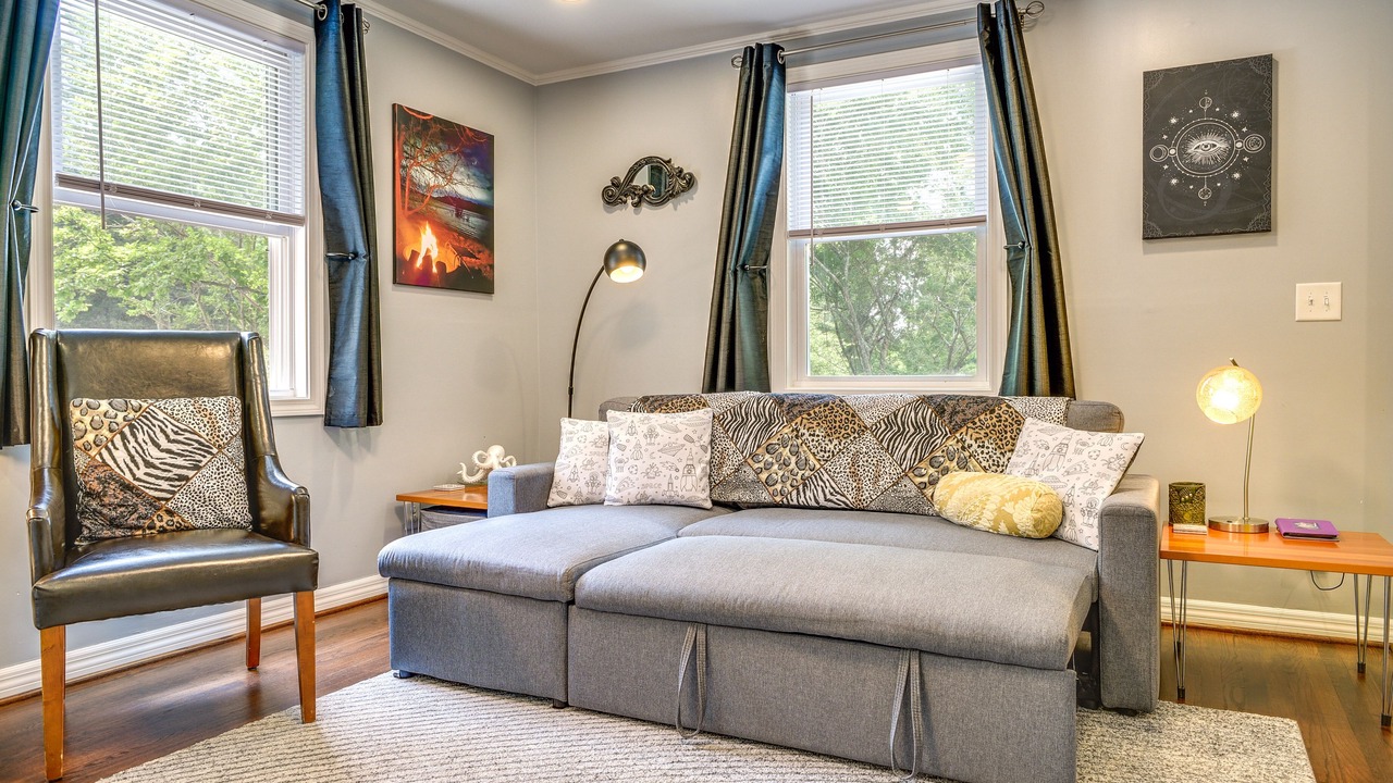 Photo of Livingroom in East Raleigh
